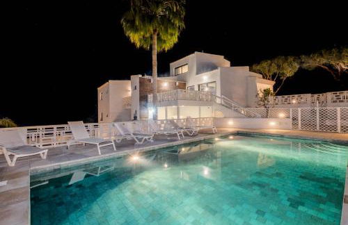 Villa Horizon Grande - Stunning Luxury villa great location sleeps 16 - Foto 8
