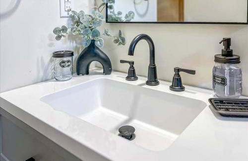 Rustic Modern Retreat in Poconos - Foto 7