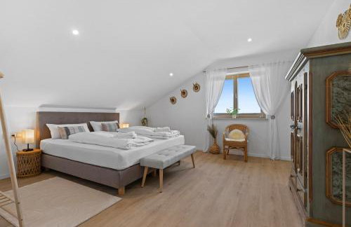 ALPENglück - Stylisches Dachgeschoss-Apartment mit Bergblick, großer Balkon & 3 Schlafzimmern - Foto 25