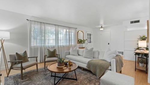 Shangri La Home - Boho Chic with Patio Pool & Grille - Foto 3