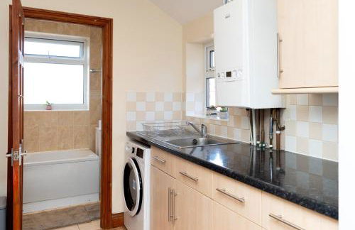 Classy Home near Southampton Airport -Free parking - Foto 14