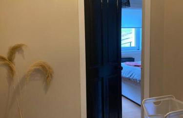 Budget friendly apartment with stairs Near Glasgow airport and Loch Lomond - Foto 22
