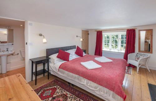 The Garlic Farm - Photo 36