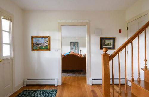 Elegant 7BR Estate with Pool & Hot Tub in Berkshires - Foto 31