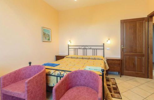 Cozy Apartment In Castiglione Del Lago - Foto 4