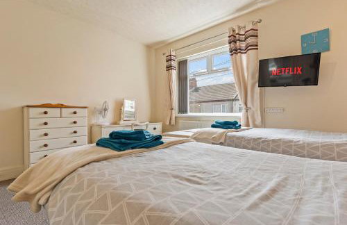 Spacious 3BR House -Sleeps 7 - Contractor Friendly - Foto 10