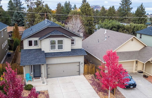 Old Mill Getaway by Avantstay Private Backyard w/ Hot Tub - Foto 4