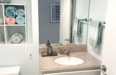 Quiet direct oceanfront 2 bed 2 bath condo w/pool - Foto 46