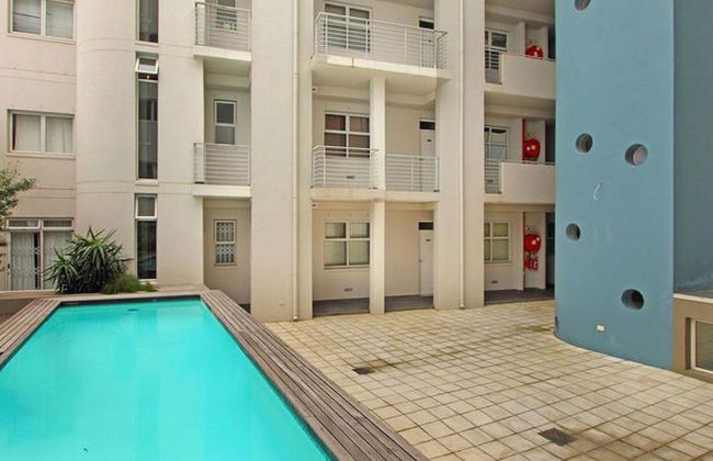 ITC Hospitality Group Two Bedrooms Canterbury Suites Building - Foto 6