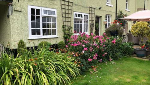 Ground floor apartment in The Coach House - Foto 4, Garden view