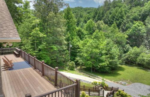 The Chariot - Creek Front with HotTub, Fire Pits, Billiards, EV Charger - Sandalwood Stays - Foto 34