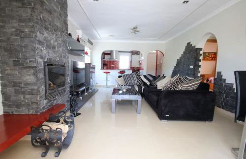 Agradable villa con piscina - Foto 23