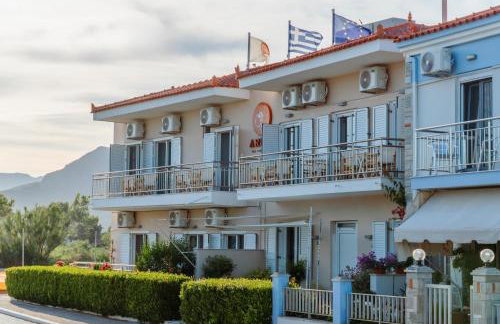 Arisvi All Seasons Hotel - Foto 2