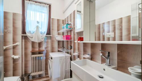 Casa Maria - trilocale con patio, garage e WiFi - Foto 5