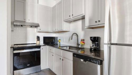 Fire Tower Luxe 2BR KingSuites & Private Balcony - Foto 5