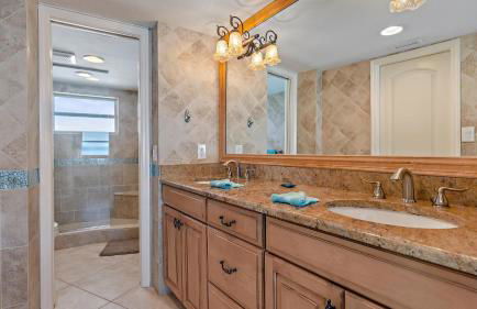 Crystal Sands On Siesta 2 Bedroom Condo by RedAwning - Foto 32