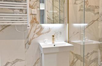 Spacious and Bright Apartment - Foto 23