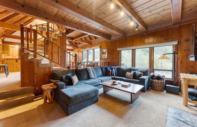 Riversong Lodge by Avantstay Sauna Hot Tub On The Truckee River - Photo 15