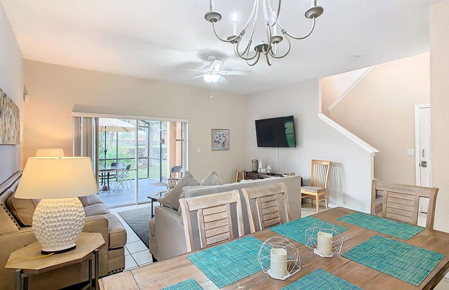 Family Getaway 4BR Townhome by Old Town - Foto 13