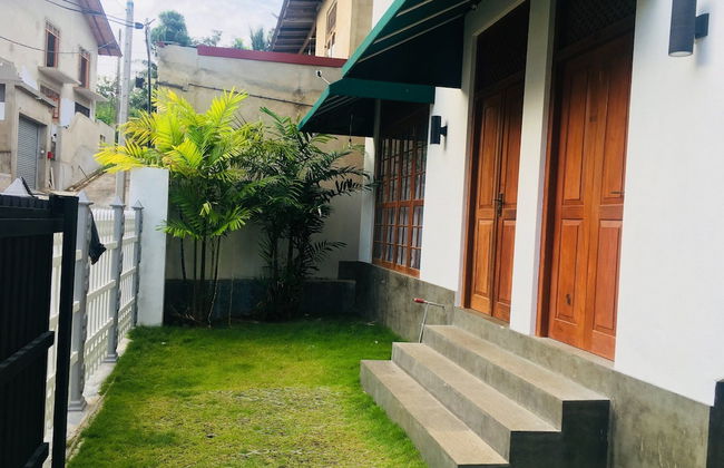 Niluka Stay Home - Foto 1