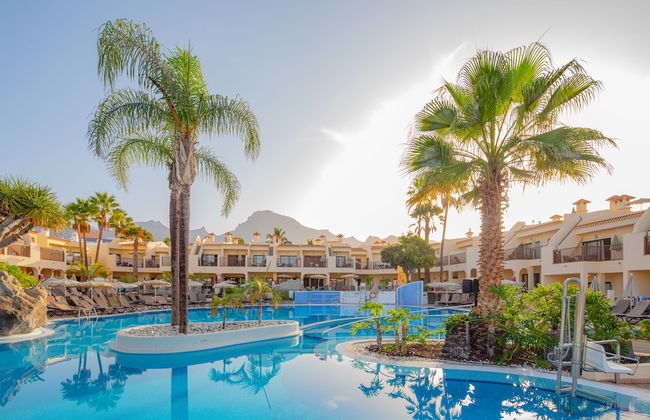 Royal Sunset Beach Club - Photo 1