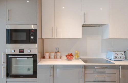 BEST THAMES VIEWS in TOWN! LARGE LUXXE NOMAD DESIGN FAMILY HOMES المساحة والأناقة تلتقي مع الراحة العربية - Foto 9