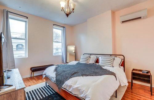 Comfy Bayonne Townhome about 11 Mi to NYC Attractions - Foto 14