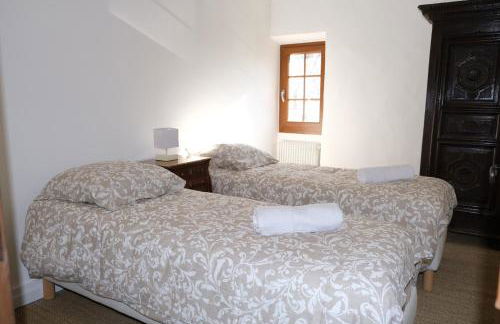 typical mas provençal with swimming pool in a small hamlet near mouriès in the alpilles in provence- 8 persons - Foto 31