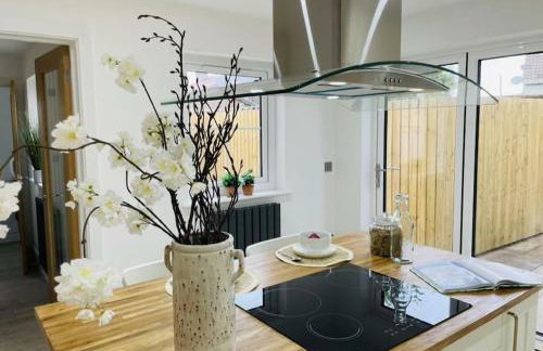 Charming Cottage close to M4 Bridgend - Foto 2