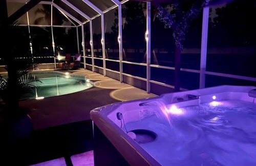 Spacious 5BR Private Home, Private Pool & Salt Water Spa, Minutes from Beaches - Foto 8