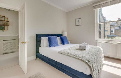 Balham near Tube Victorian House 4 Bedrooms 9 beds - Photo 20