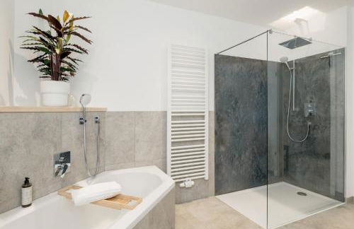 FENJOY Ferienapartments am Chiemsee mit Bergblick - Foto 40