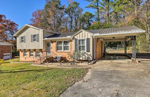 Modern Birmingham Escape with Yard and Fire Pit! - Foto 31