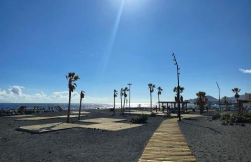 Paradise Caletillas BeachFront Duplex with Pool & Parking - Foto 37