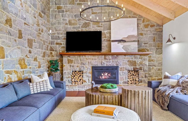 The Peninsula Chateau Lodge-inspired Luxury - Photo 7