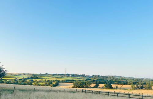 Harpers Huts - Zara - Foto 14