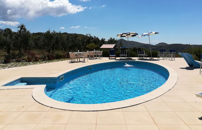 Holiday Resorts for 10 Persons, With Swimming Pool, Wifi and air Conditioner - Foto 10