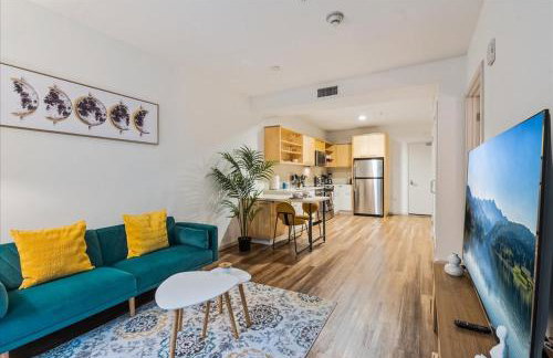 Cozy 1BR apt in Hollywood w Pool, Gym and Parking - Foto 9