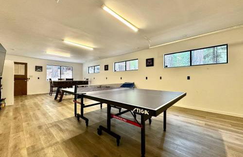 Cabin in the Trees-Game Room - Foto 39