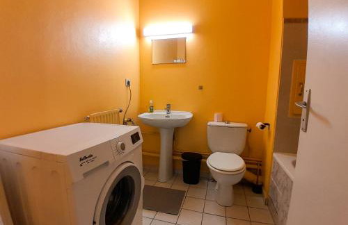 Grand T1 proche RER A, Vrai lit, Cuisine séparée, RDC - Foto 6
