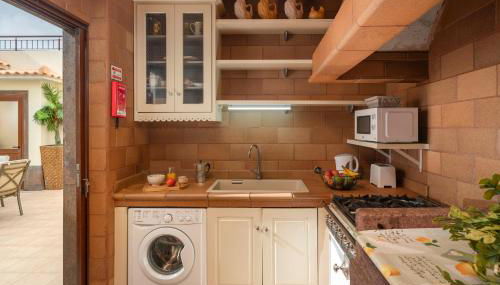 Villa Areal Porto Santo - By An Island Apart - Foto 5, stove, minibar