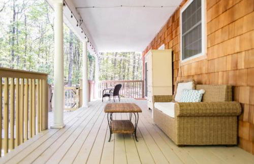 Catskill Cabin with Firepit & Indoor Jacuzzi Tub - Foto 44