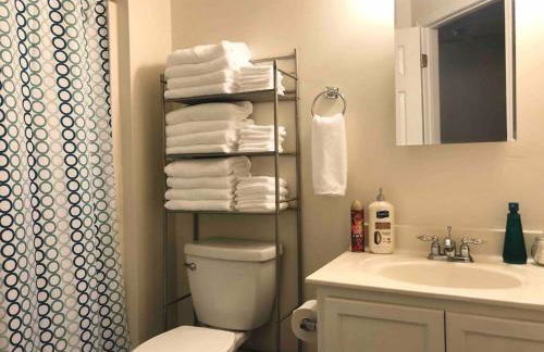 * Posh Place * King Bed * Long Term Stays * - Foto 12