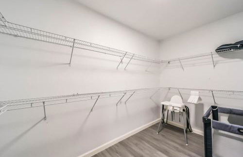 Comfy 5BR Holiday Home with Hot Tub, 10min from NGR Stadium - Foto 29