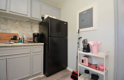 SuperValue Suite #8 @ East End Revitalized - Foto 18