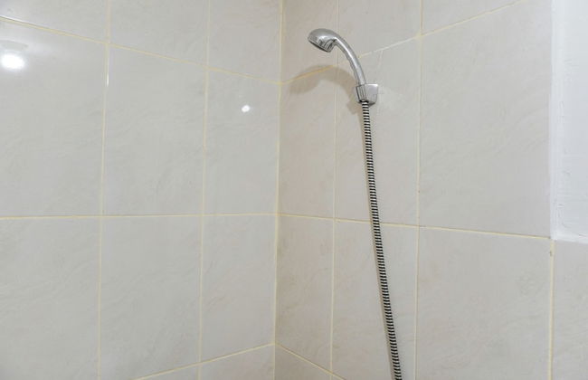 Best Deal And Homey Studio Apartment Amazana Serpong - Photo 9