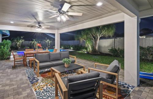 Coastal Palms House - Photo 35