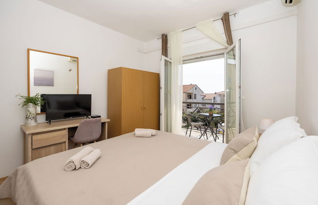 Double bed Room With Private Bathroom and Balcony - Foto 2