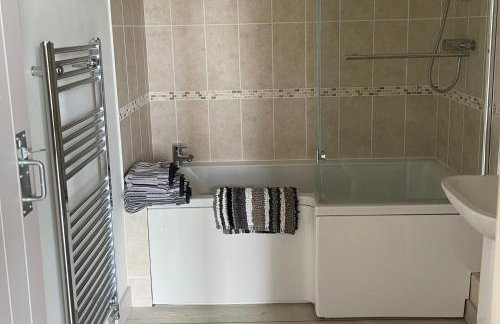 Poachers Hut 1-bed Cottage, Sleeps 2, Pet Friendly - Foto 51