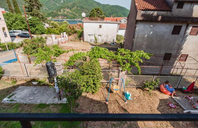 Modern Apartment With Terrace in Herceg Novi - Photo 15